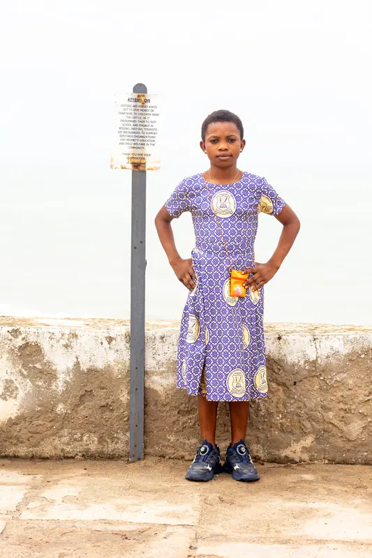 A pupil on the castle ramparts